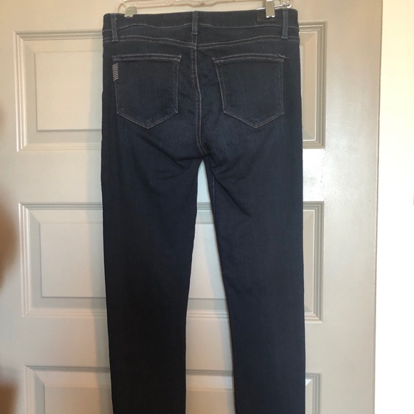 SOLD Paige denim Skyline Skinny - Picture 2 of 5